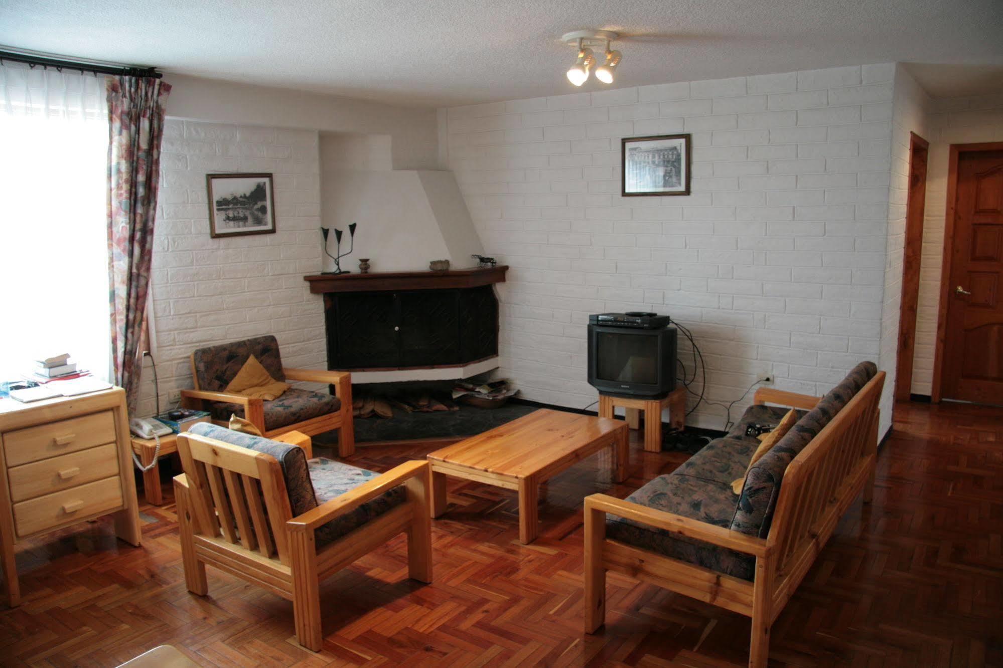 Apartamentos Los Quipus Кито Экстерьер фото